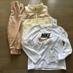 NWT Nike Toddler Set size 4T